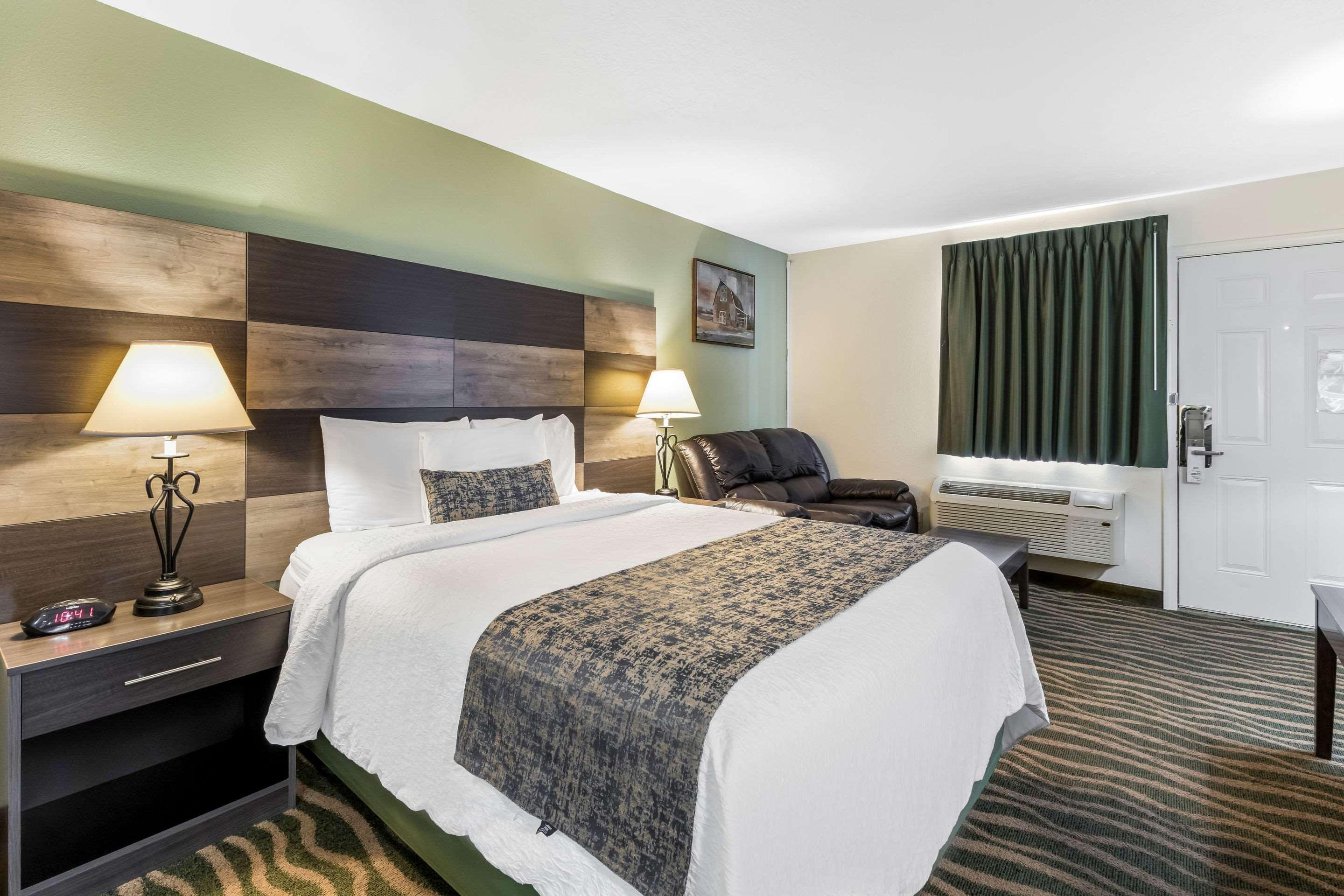 Rodeway Inn Cadiz Dış mekan fotoğraf