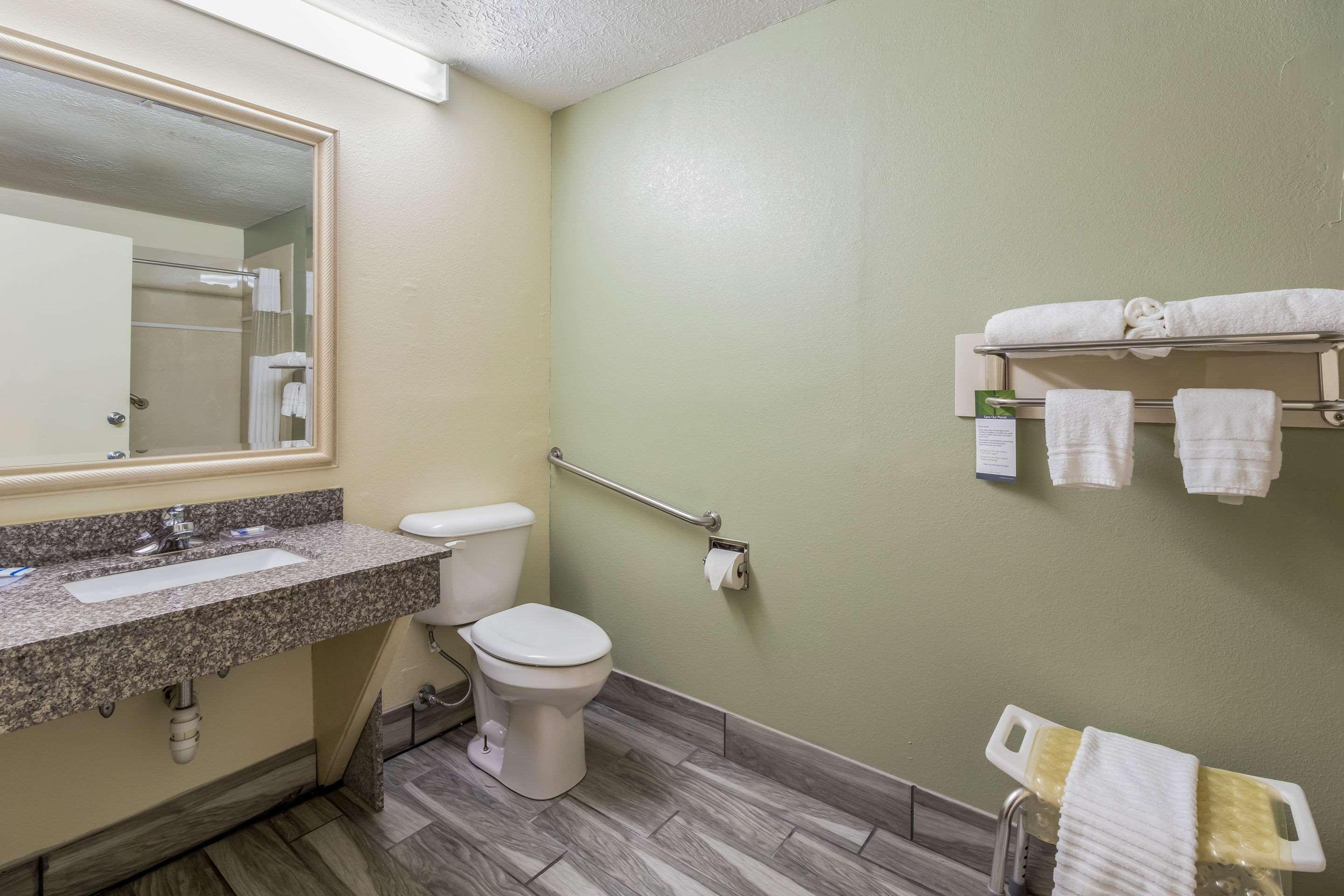 Rodeway Inn Cadiz Dış mekan fotoğraf