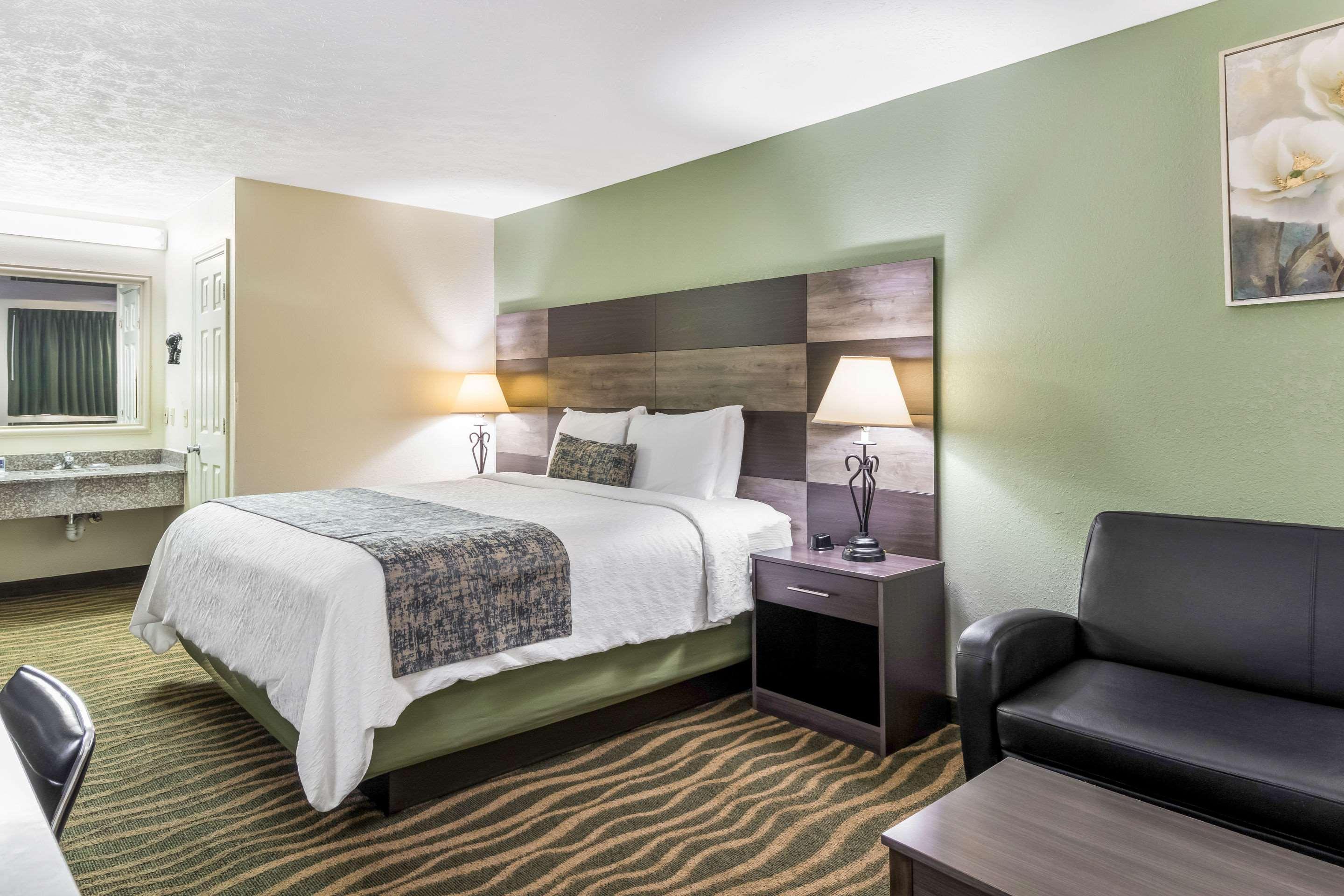 Rodeway Inn Cadiz Dış mekan fotoğraf
