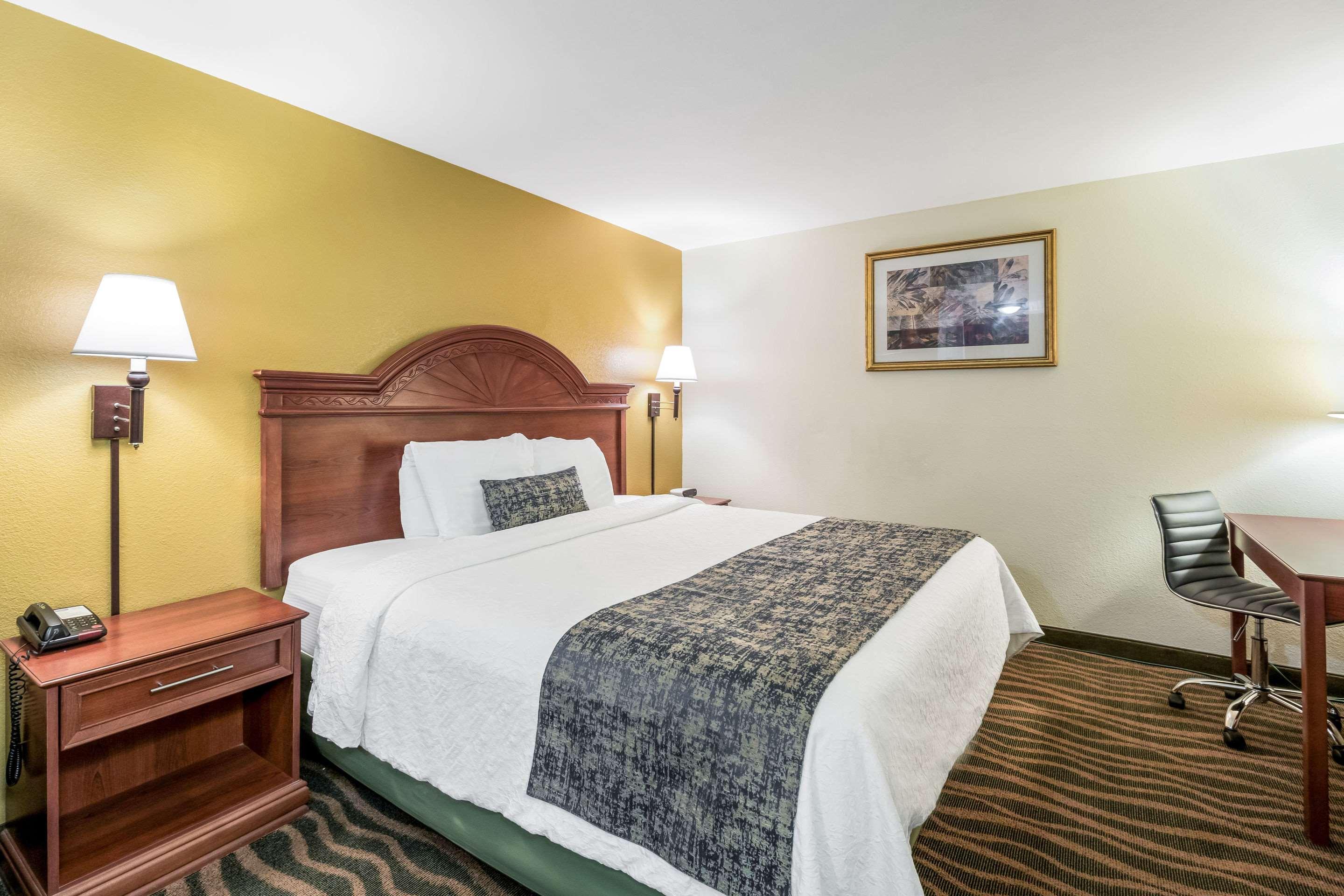 Rodeway Inn Cadiz Dış mekan fotoğraf