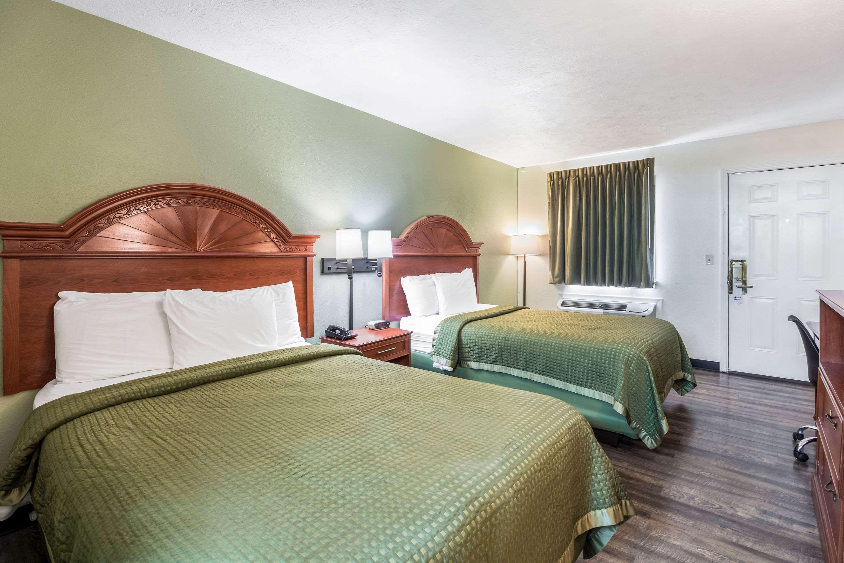 Rodeway Inn Cadiz Dış mekan fotoğraf